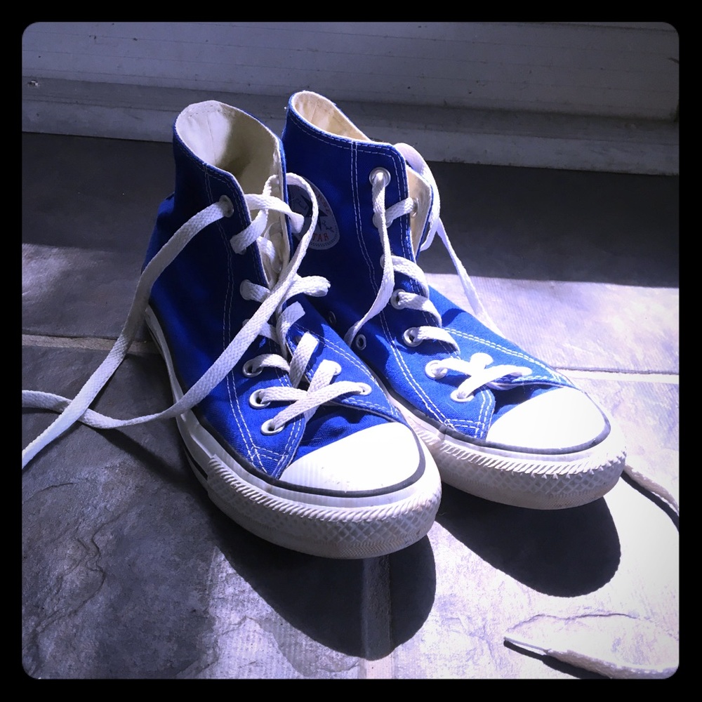 Royal Blue converse high top women’s size 8